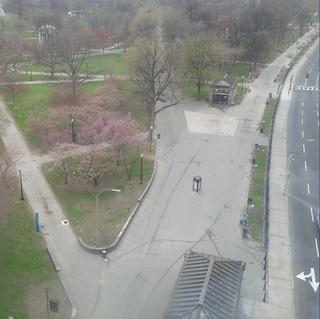 Illustration for article titled Eerie Photos Of Boston On Lockdown